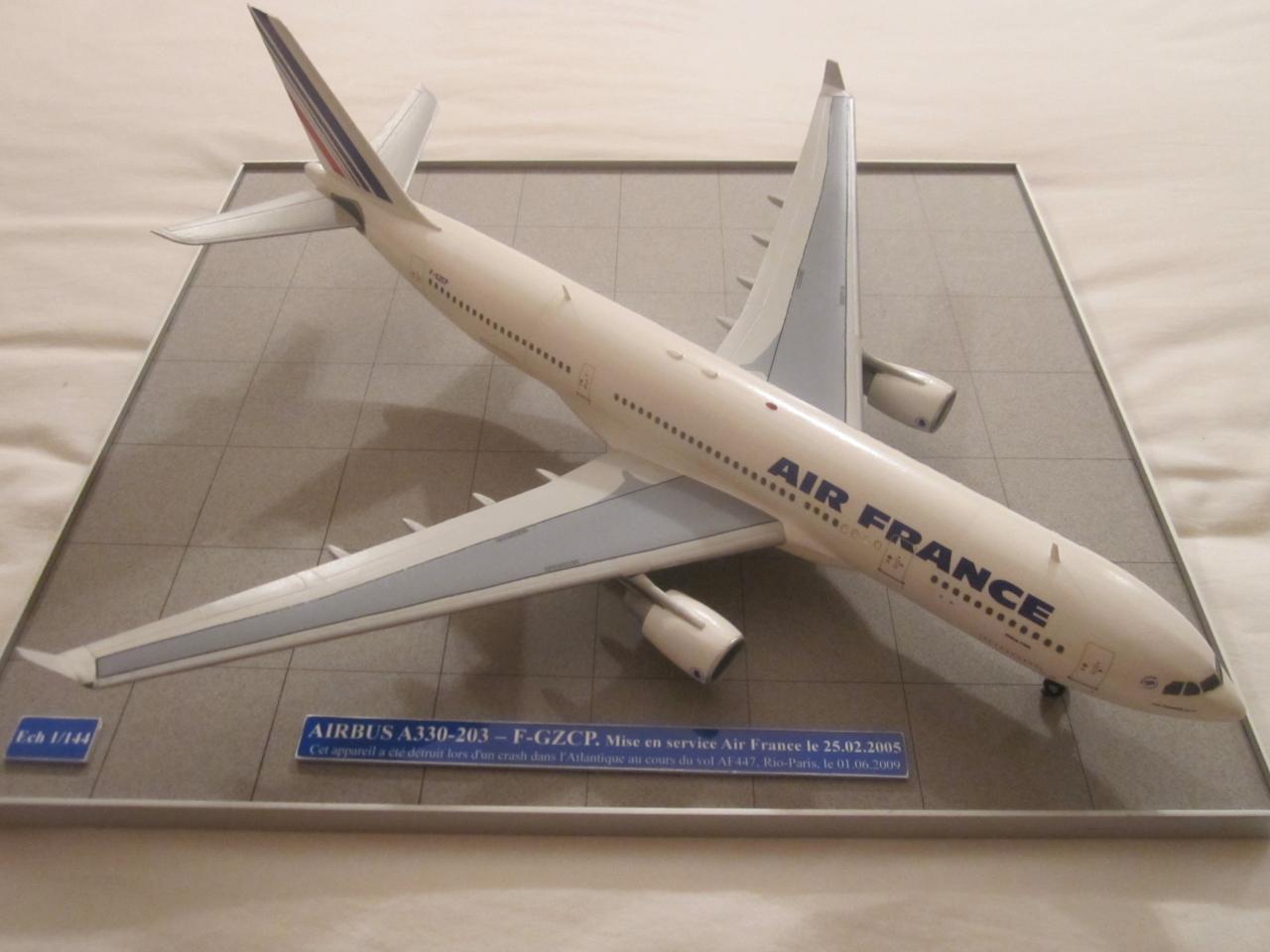 AIRBUS A330-203 AIR FRANCE