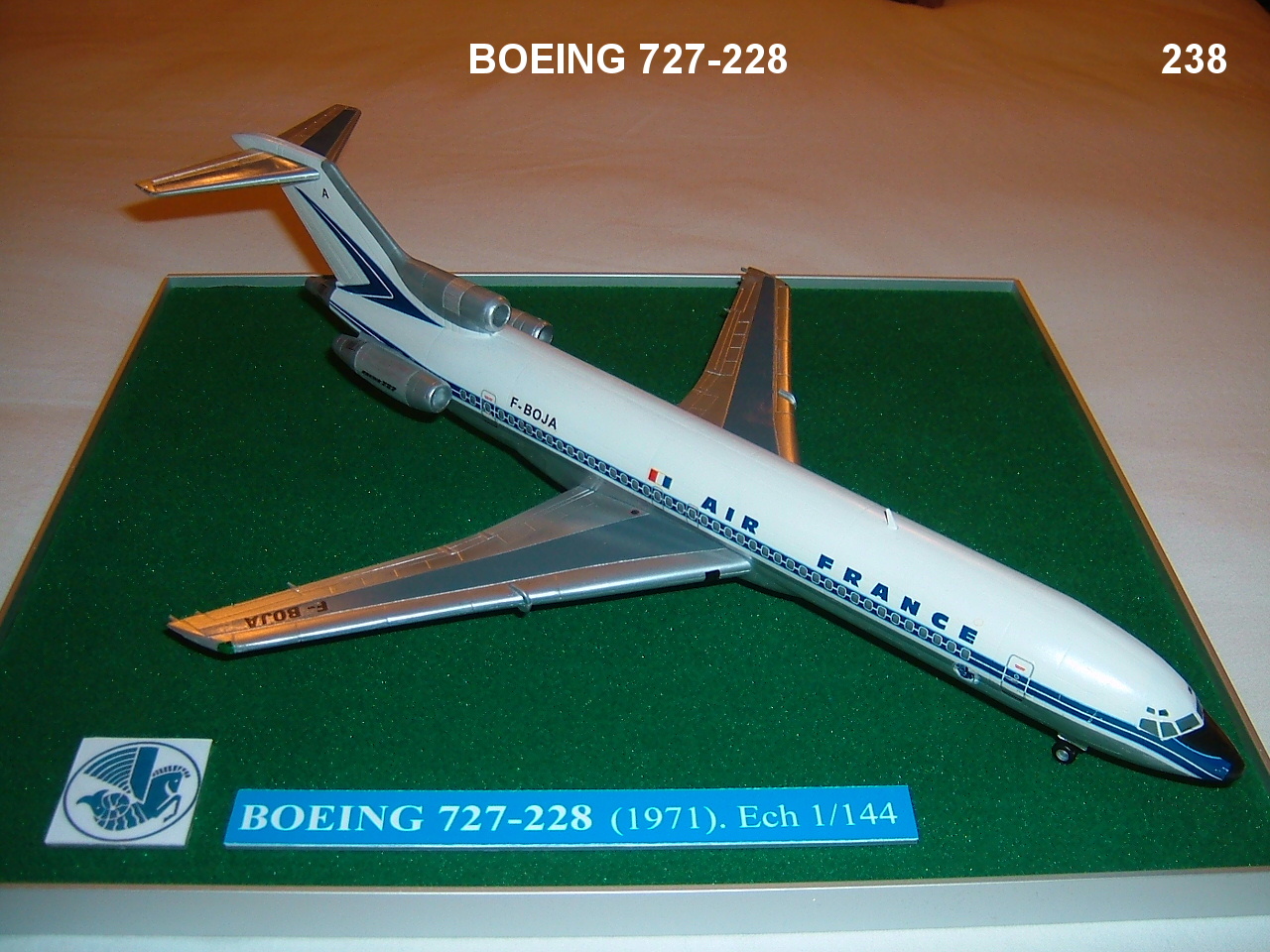 BOEING 727-228 AIR FRANCE (Ancienne livrée)