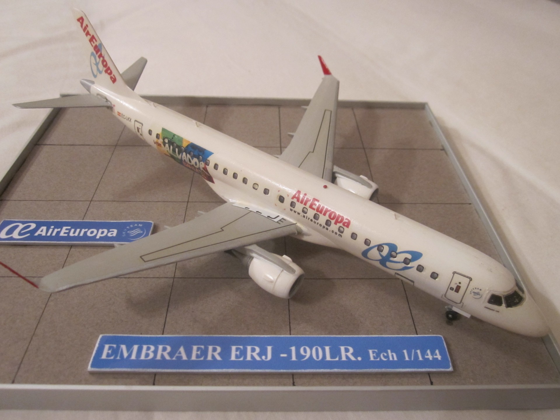 EMBRAER ERJ 190LR